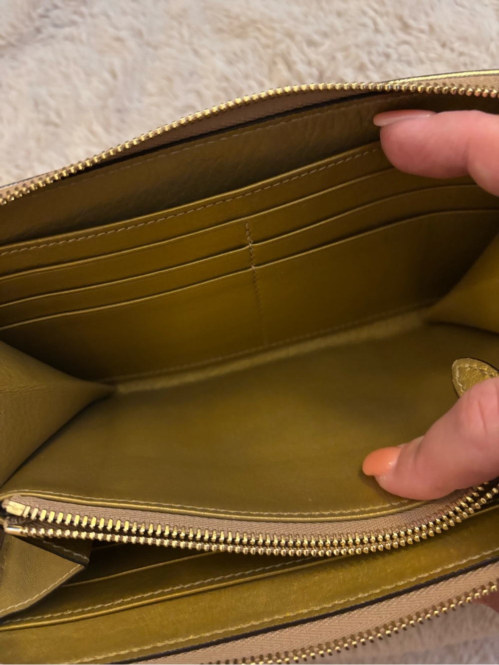 ✨Rare Vintage Burberry Metallic Gold Leather & Nova Check Zip Wallet - Picture 9 of 11